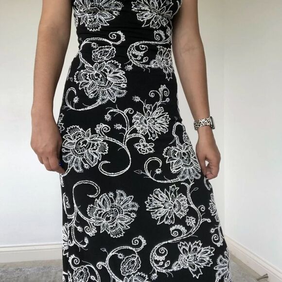 Alexia Admor NY Black Floral Open Back Gown Maxi Dress A Line Fit Size XS Party - Picture 10 of 11